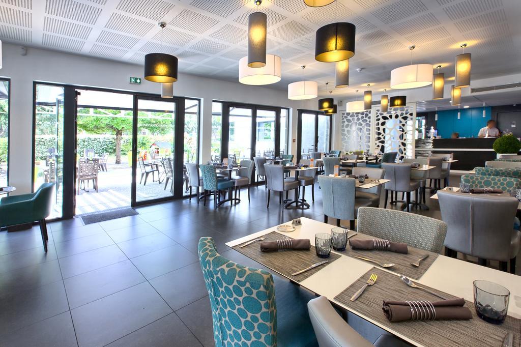 Logis Hotel Restaurant & Spa Au Comte D'Ornon Gradignan Kültér fotó